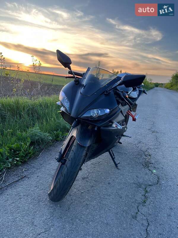 Спортбайк Viper R1 2014 в Теплике
