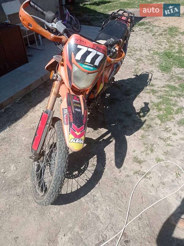 Viper V 200 2014 Viper V 200 2014