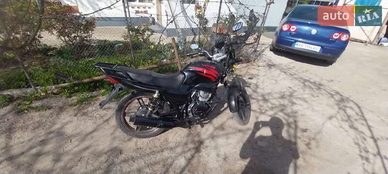 Мотоцикл Спорт-туризм Viper V150A 2016 в Тростянце