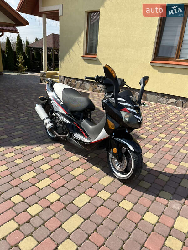 Мотороллер Viper Volcano 2006 в Владимире