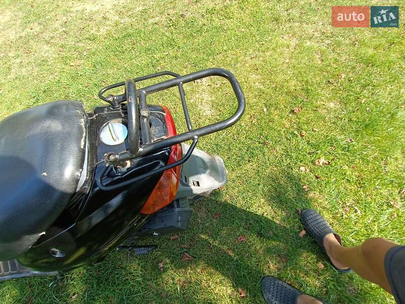 Скутер Viper Wind 2010 в Брошневе-Осаде