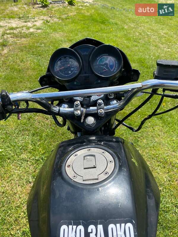 Мотоцикл Классик Viper ZS 200N 2013 в Яворове