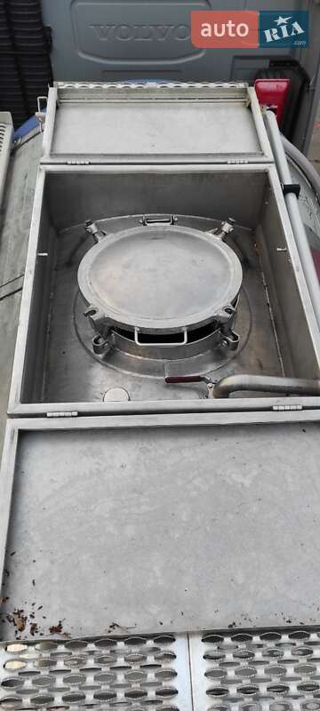 Цистерна напівпричіп Vocol DT 30 2006 в Києві фото 5 Цистерна напівпричіп Vocol DT 30 2006 в Києві