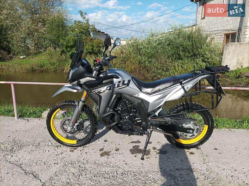 Мотоцикл Спорт-туризм Voge 300 Rally 2022 в 