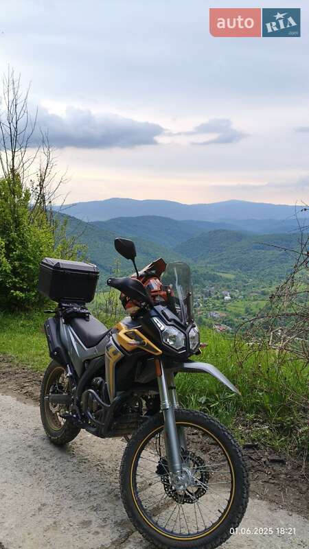 Мотоцикл Спорт-туризм Voge 300 Rally 2024 в Ужгороде