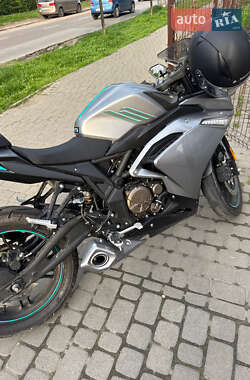 Спортбайк Voge 300RR 2021 в 