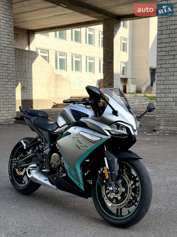 Спортбайк Voge 300RR 2021 в Смолином