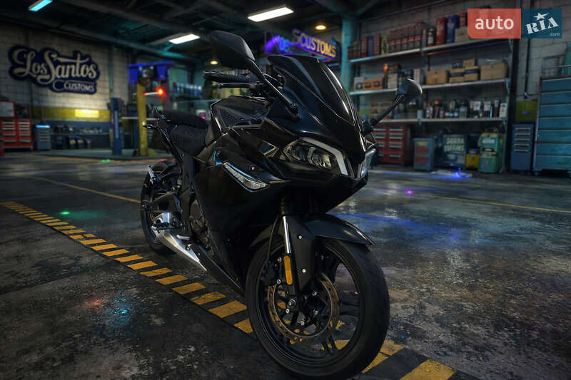 Спортбайк Voge 300RR 2020 в Борисполе фото Спортбайк Voge 300RR 2020 в Борисполе