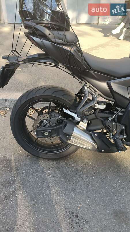 Мотоцикл Без обтекателей (Naked bike) Voge 500R 2023 в Киеве