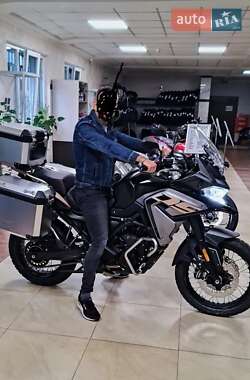 Мотоцикл Багатоцільовий (All-round) Voge 650DS 2023 в 