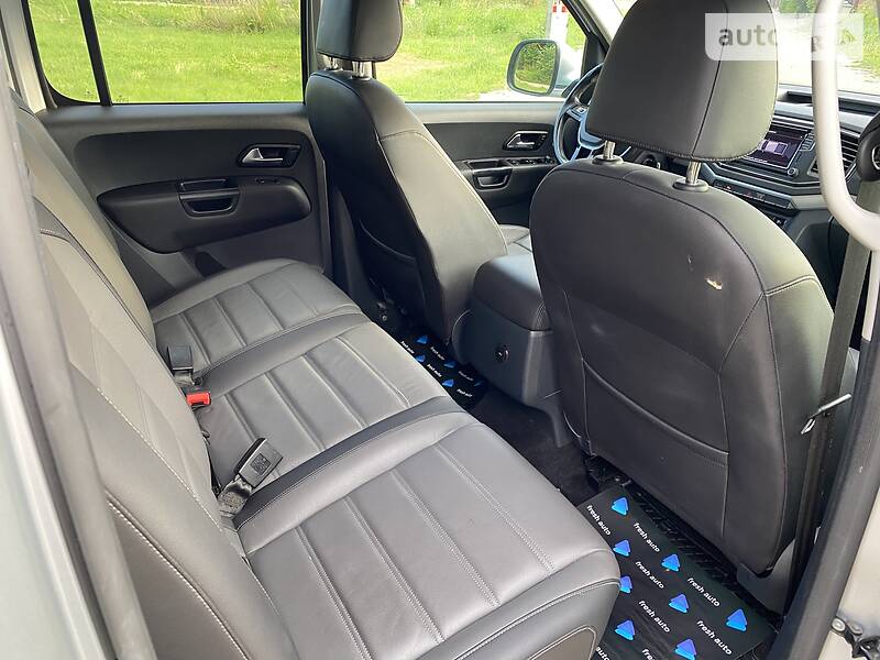 Пікап Volkswagen Amarok 2017 в Рівному