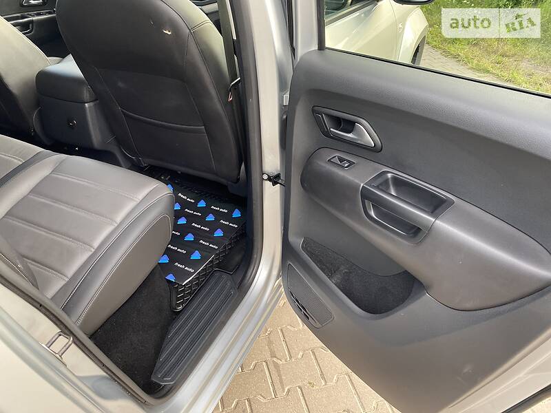 Пікап Volkswagen Amarok 2017 в Рівному