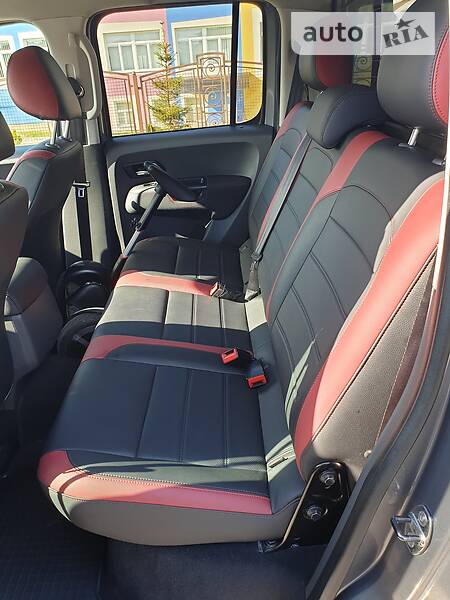 Пікап Volkswagen Amarok 2011 в Львові
