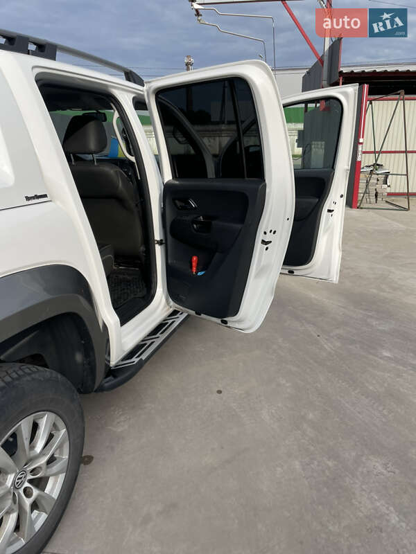 Пикап Volkswagen Amarok 2017 в Магдалиновке
