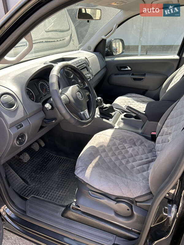 Пикап Volkswagen Amarok 2010 в Долинской