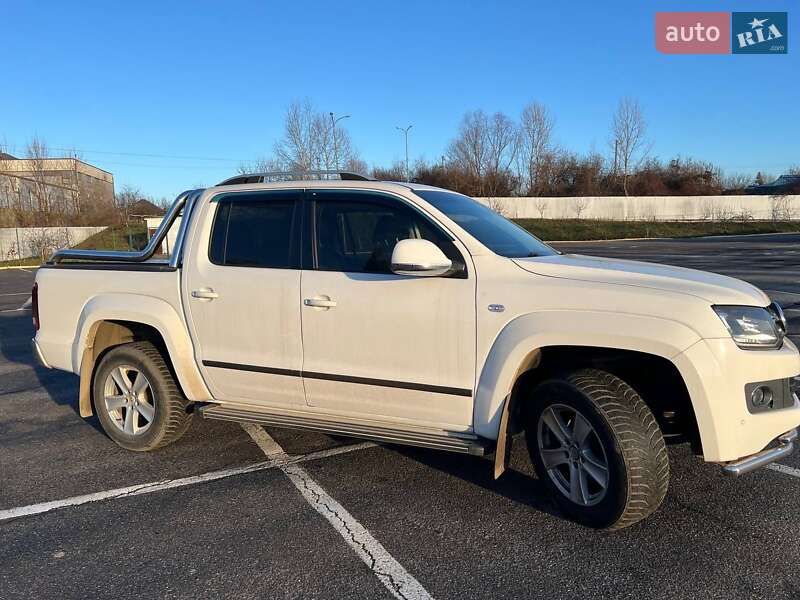Пикап Volkswagen Amarok 2015 в Ужгороде
