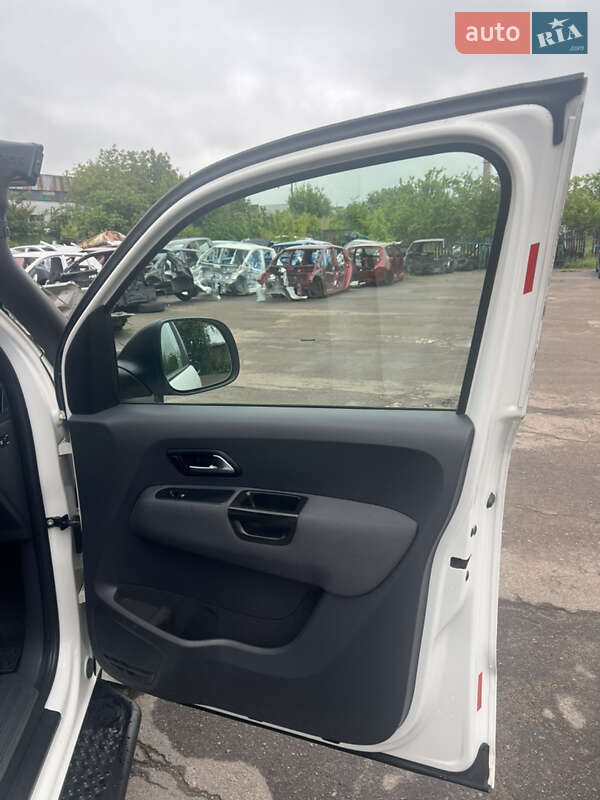 Пикап Volkswagen Amarok 2013 в Ровно