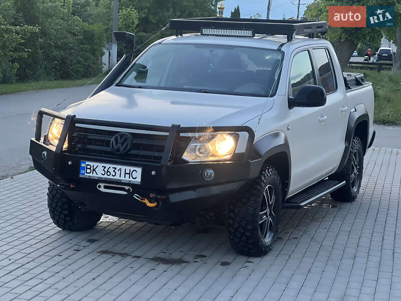 Пикап Volkswagen Amarok 2013 в Ровно