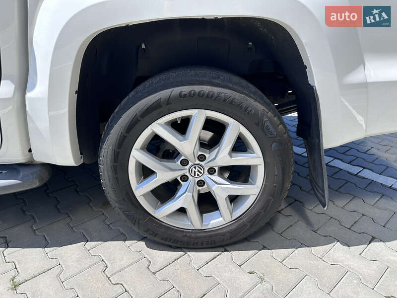 Пикап Volkswagen Amarok 2017 в Черновцах