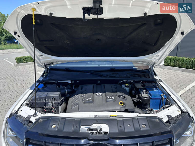 Пикап Volkswagen Amarok 2017 в Черновцах