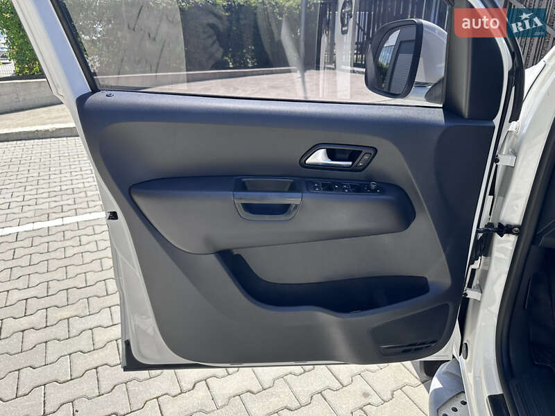 Пикап Volkswagen Amarok 2017 в Черновцах