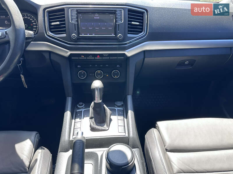 Пикап Volkswagen Amarok 2017 в Черновцах