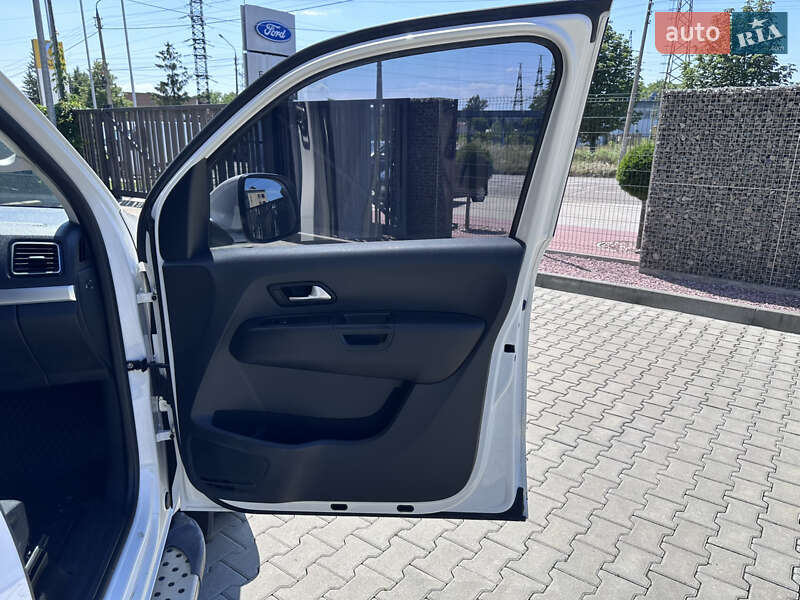 Пикап Volkswagen Amarok 2017 в Черновцах