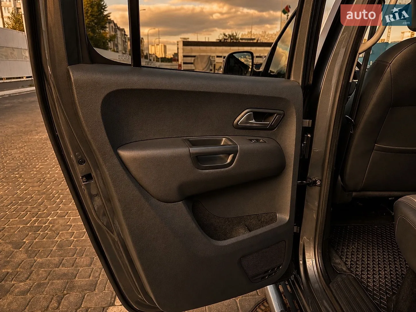 2017 Volkswagen Amarok - мініатюра 14