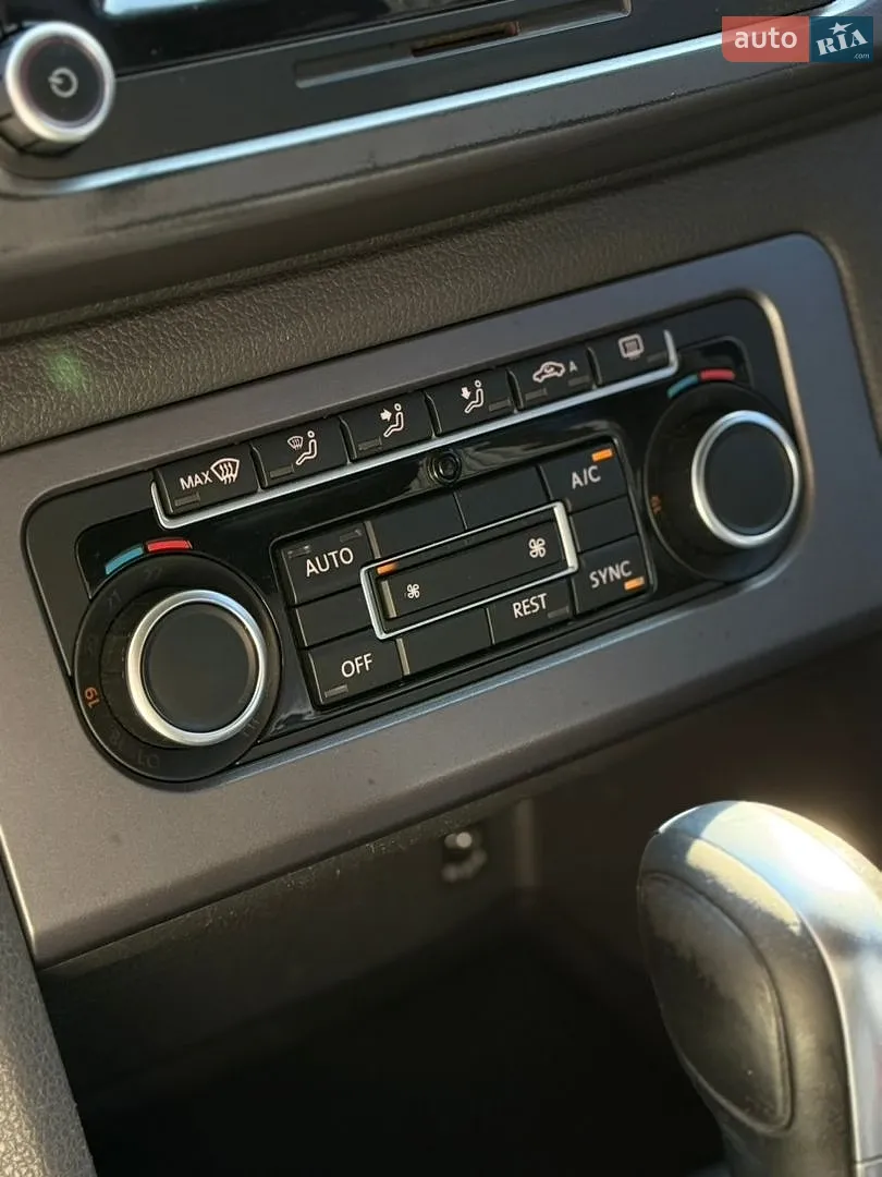2016 Volkswagen Amarok - мініатюра 24