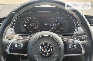 Ліфтбек Volkswagen Arteon 2018 в Полтаві