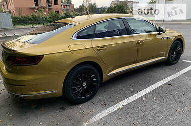 Лифтбек Volkswagen Arteon 2017 в Каменец-Подольском