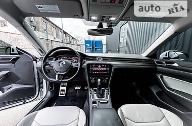 Лифтбек Volkswagen Arteon 2020 в 