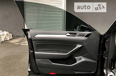 Лифтбек Volkswagen Arteon 2018 в 