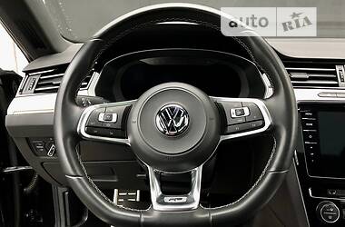 Лифтбек Volkswagen Arteon 2018 в 
