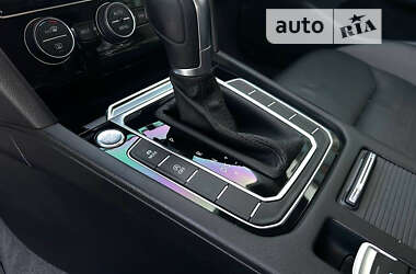 Лифтбек Volkswagen Arteon 2019 в 