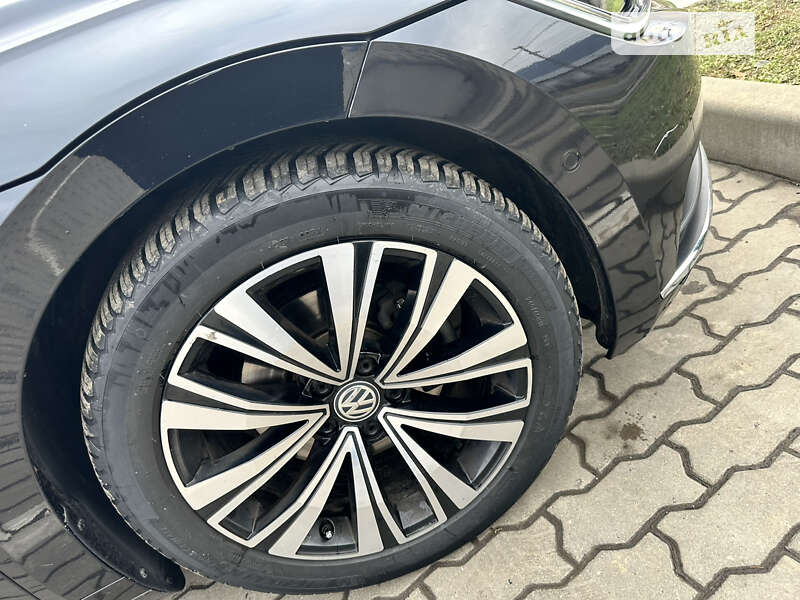 Лифтбек Volkswagen Arteon 2019 в Ужгороде