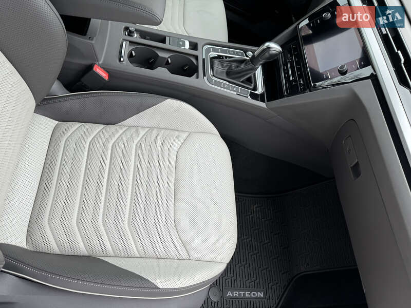 Лифтбек Volkswagen Arteon 2020 в Киеве