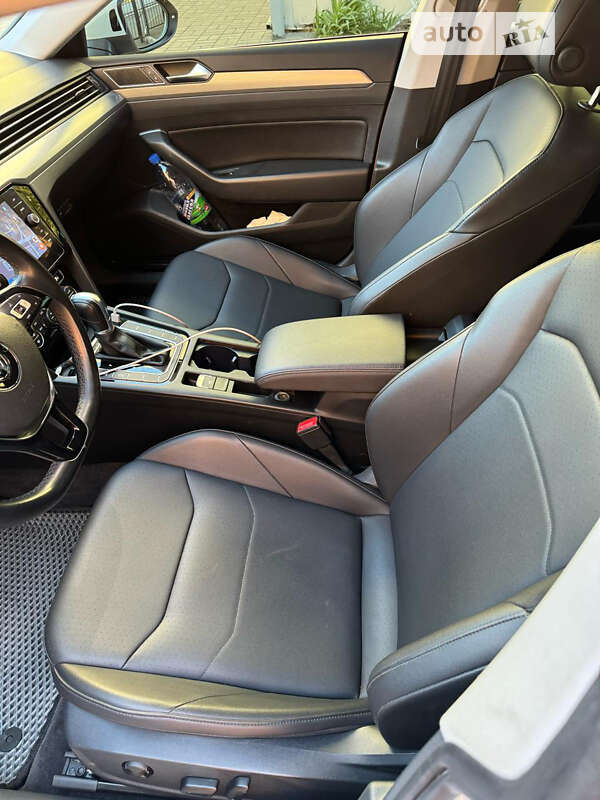 Лифтбек Volkswagen Arteon 2018 в Киеве