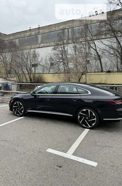 Лифтбек Volkswagen Arteon 2020 в Киеве