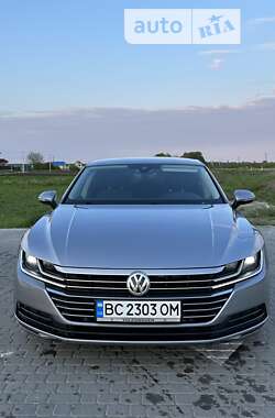 Лифтбек Volkswagen Arteon 2017 в Львове
