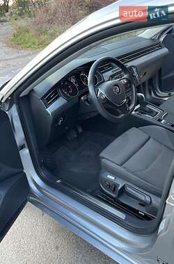 Лифтбек Volkswagen Arteon 2017 в 