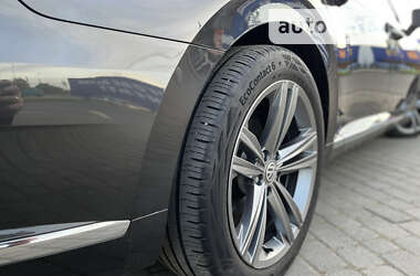 Лифтбек Volkswagen Arteon 2017 в 