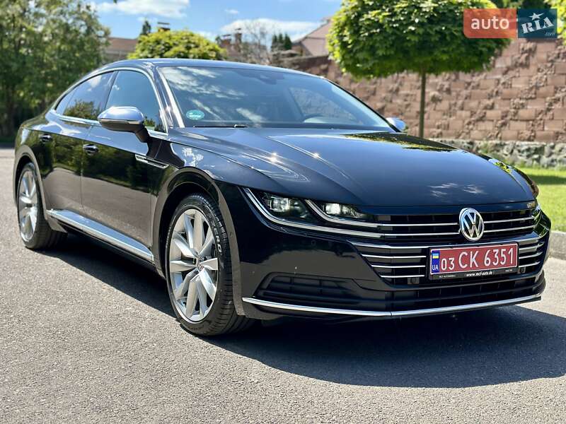 Лифтбек Volkswagen Arteon 2017 в Киеве фото 11 Лифтбек Volkswagen Arteon 2017 в Киеве