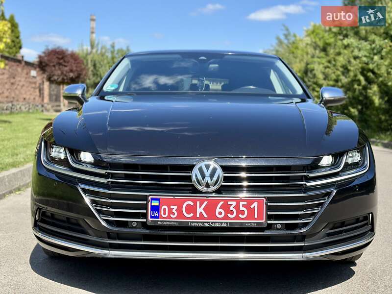 Лифтбек Volkswagen Arteon 2017 в Киеве фото 42 Лифтбек Volkswagen Arteon 2017 в Киеве