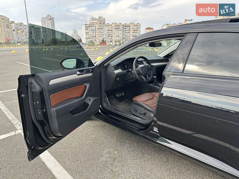 Лифтбек Volkswagen Arteon 2019 в Киеве