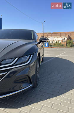 Ліфтбек Volkswagen Arteon 2021 в Ромнах