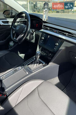 Лифтбек Volkswagen Arteon 2021 в Ромнах