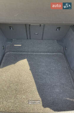 Лифтбек Volkswagen Arteon 2021 в Ромнах