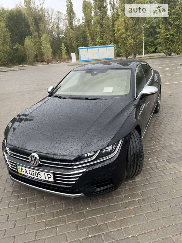 Лифтбек Volkswagen Arteon 2017 в Запорожье
