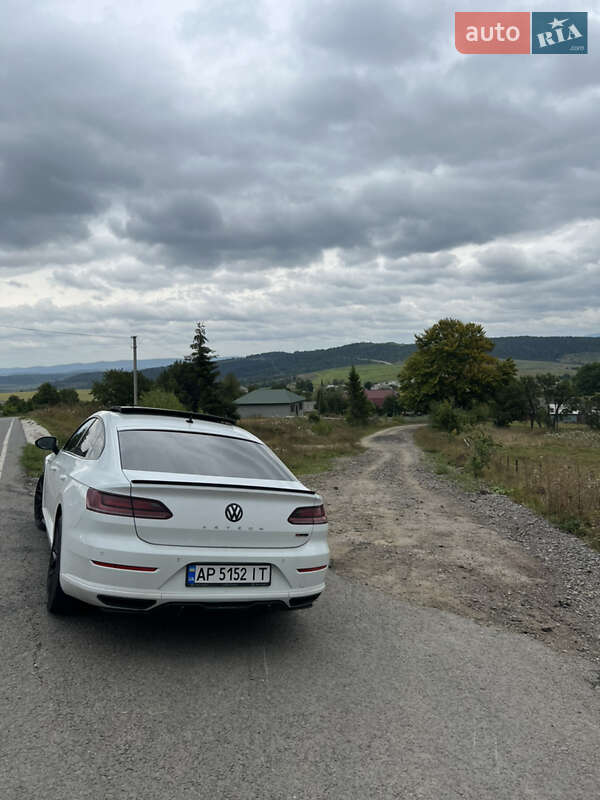 Ліфтбек Volkswagen Arteon 2017 в Запоріжжі